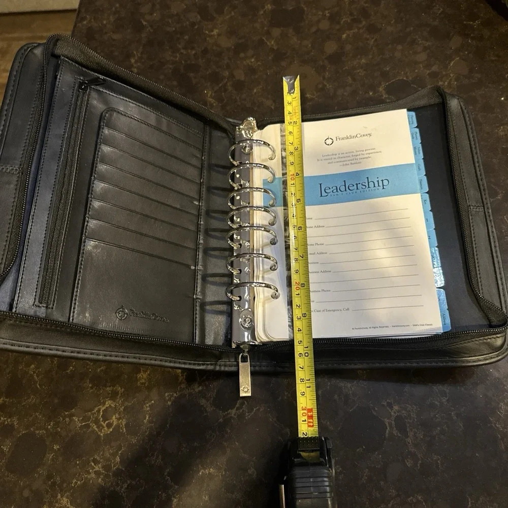 VINTAGE 2004 Franklin Covey 7 Ring Binder Planner Black Leather Zippered 10 X 8